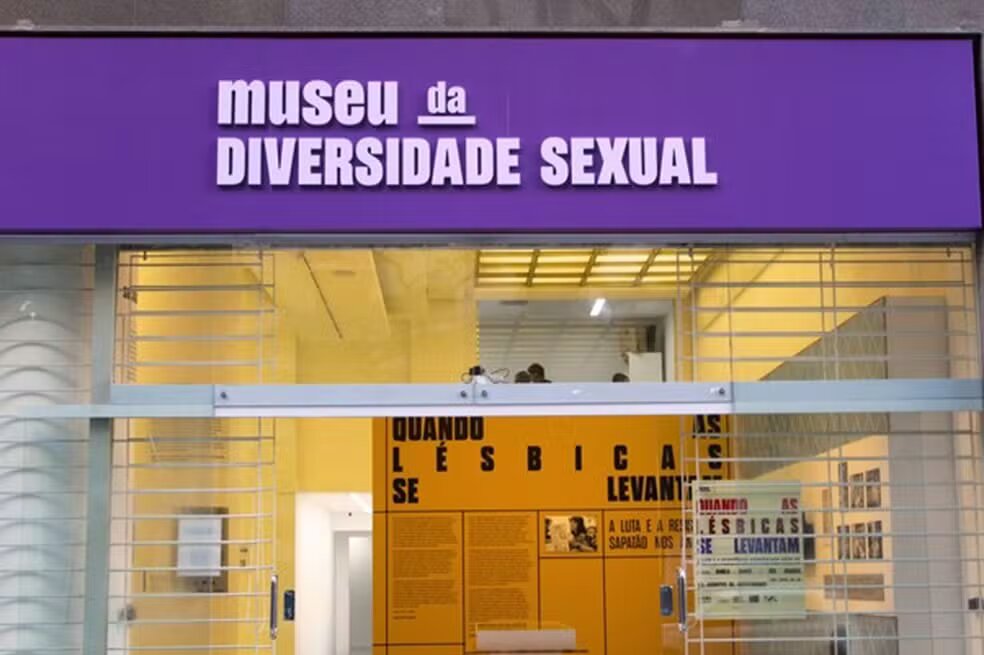 Museu Da Diversidade Sexual Demite Funcion Rios