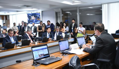 Comissão de Assuntos Econômicos do Senado aprova criação do Desenrola Brasil