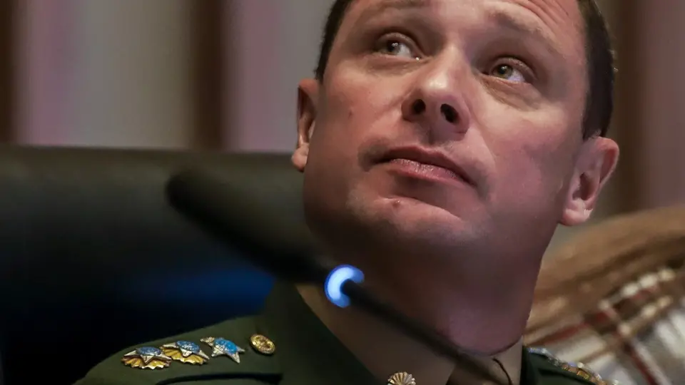 Comandante da Marinha pôs a tropa à disposição de golpe, conta Mauro Cid