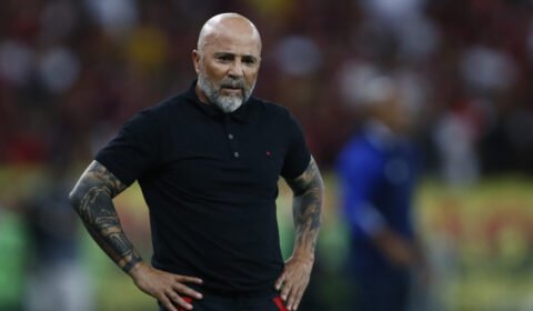 Flamengo demite técnico Jorge Sampaoli, que não conseguiu ganhar nenhum título