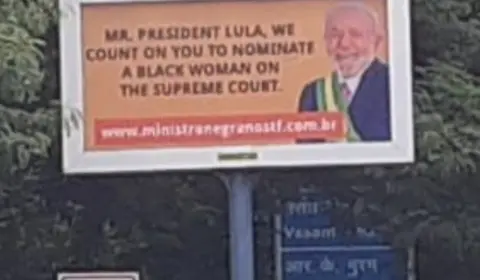 Na Índia, onde ocorre o G20, outdoors pedem a Lula ministra negra no STF