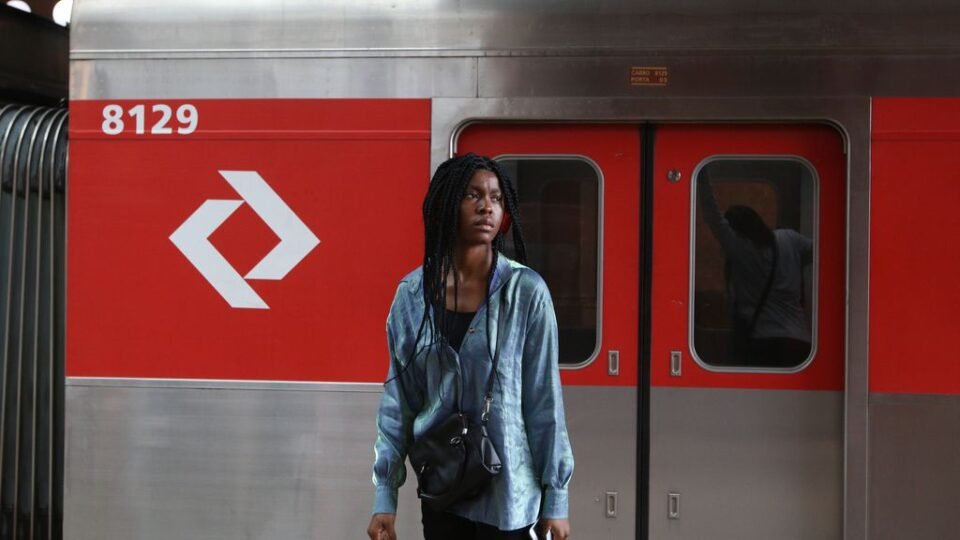 Bilhetes de trem e metrô de SP vão custar R$ 5 a partir de janeiro de 2024