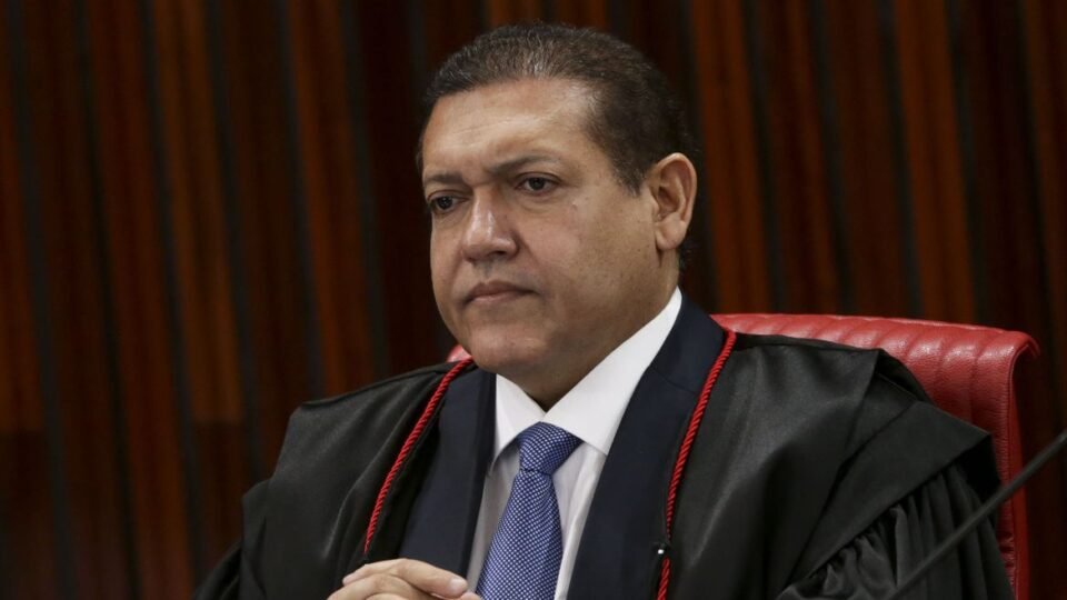 Nunes Marques suspende quebra de sigilo de Silvinei Vasques, ex-diretor-geral da PRF