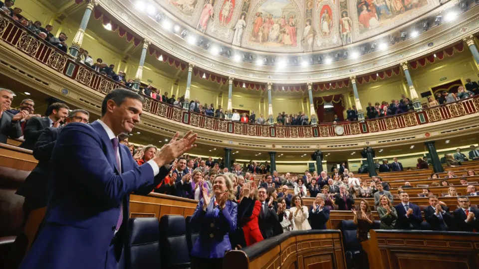 Forças progressistas ganham fôlego com posse de Sánchez na Espanha