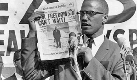 Veja vídeos de discursos históricos do líder negro Malcolm X, um ícone mundial