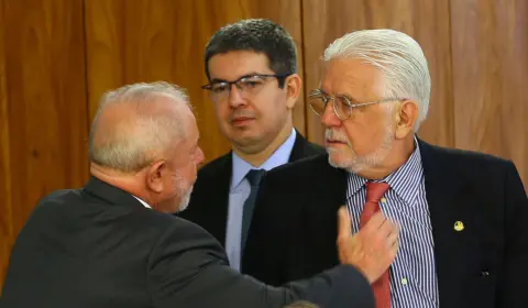 Lula e líderes alinham votação de hoje da reforma tributária no Senado