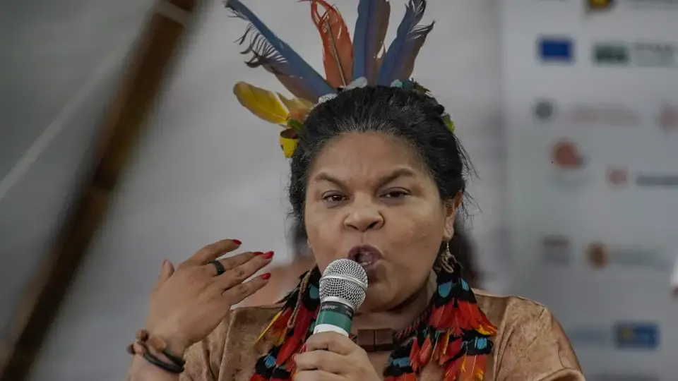 Sônia Guajajara pede pressão internacional para manter veto ao marco temporal