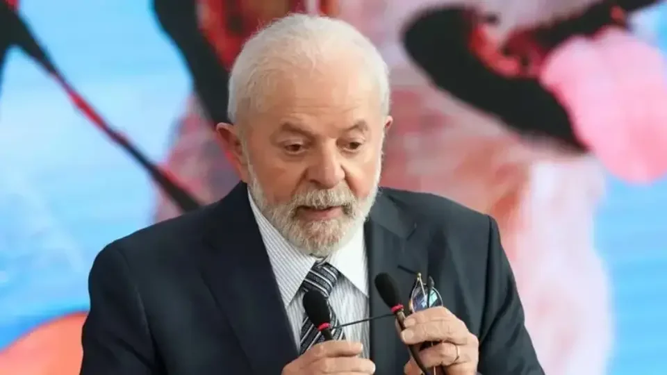 Lula rejeita desoneração e questiona se medida trará reais benefícios aos trabalhadores