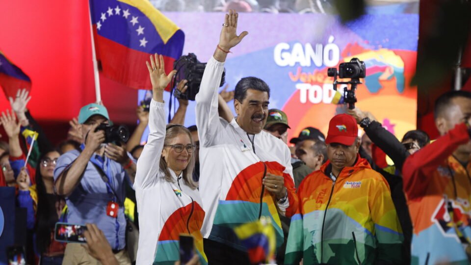 Eleitores da Venezuela aprovam criar um novo estado em Essequibo, na Guiana