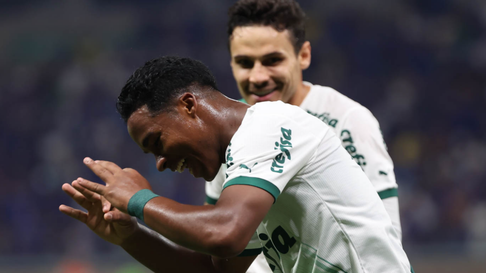 Palmeiras é campeão brasileiro após empate com o Cruzeiro