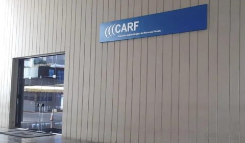 Mais da metade dos auditores da Receita Federal renunciam aos cargos no Carf