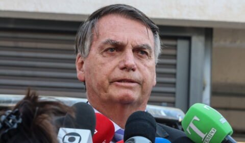 Bolsonaro volta a atacar STF e TSE com mentiras sobre a eleição de Lula