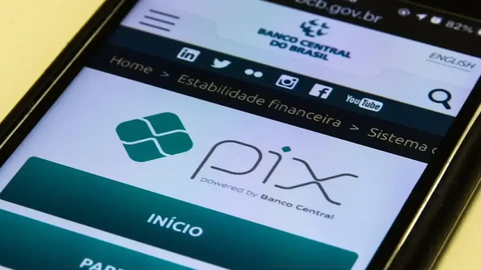 Novo golpe usa inteligência artificial para conseguir dinheiro por PIX