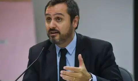 Diretor da PF rebate bolsonarista Carlos Jordy sobre fuzil no rosto: ‘Óbvio que é mentira’