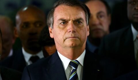 Manifestação de Bolsonaro não vai emparedar instituições, avalia João Cezar de Castro Rocha