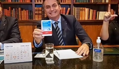 Cartão fraudado: assessores de Bolsonaro acusados ganharam R$ 500 mil em 6 meses