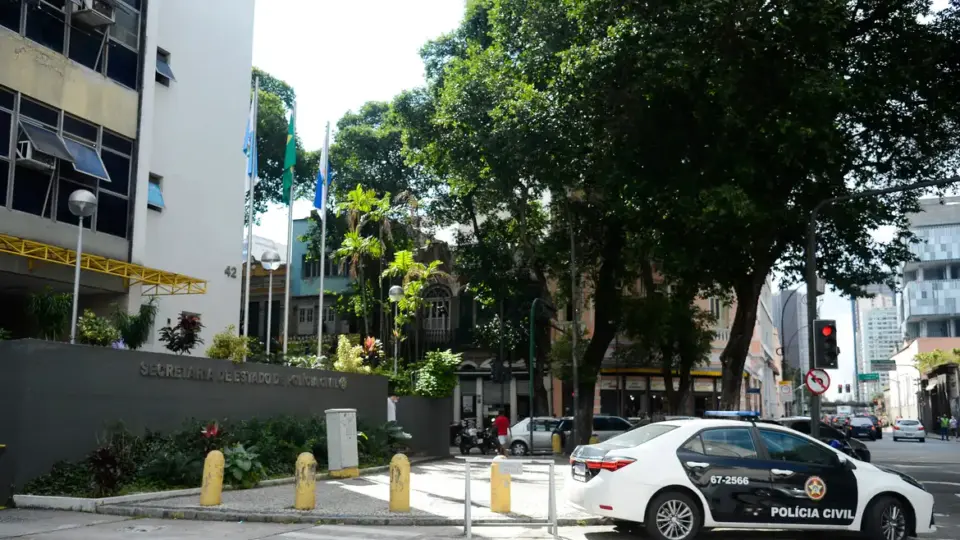 Empresas suspeitas de lavar dinheiro para milícia de Zinho no RJ movimentaram R$ 137 milhões