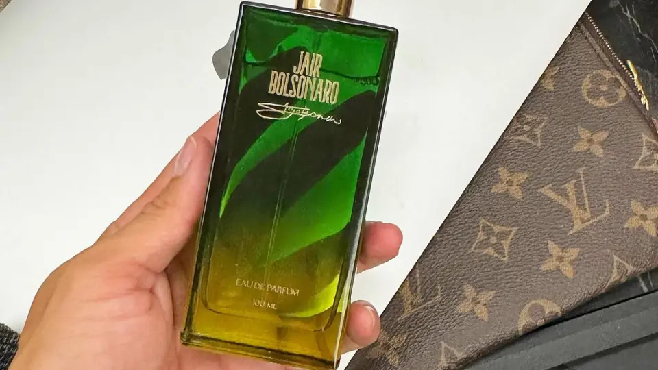 Depois de Michelle, Jair Bolsonaro terá sua própria linha de perfume
