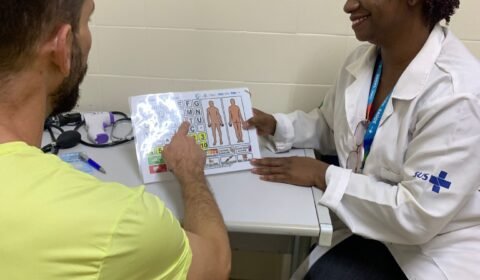 Projeto desenvolve desenhos para ilustrar sintomas da dengue para PcDs no Rio