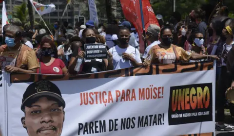 Justiça do RJ decide que acusados de matar congolês vão a júri popular