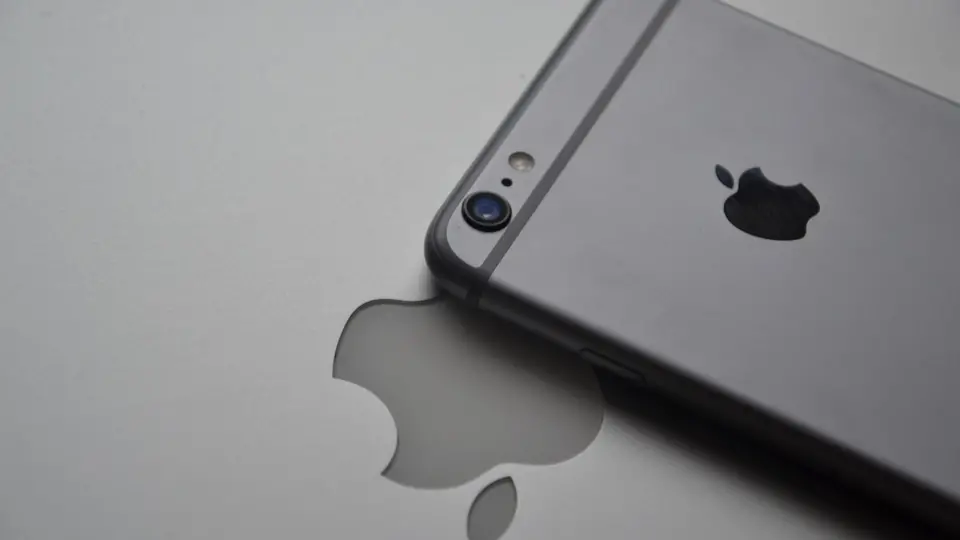 Estados Unidos processam Apple por monopólio no mercado de smartphones