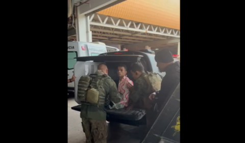 Homem se entrega após sequestrar ônibus com 16 passageiros no RJ
