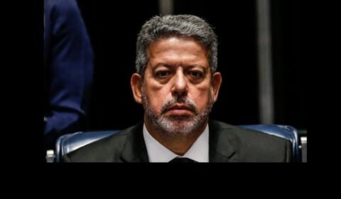 A vingança de Lira: presidente da Câmara confronta o governo
