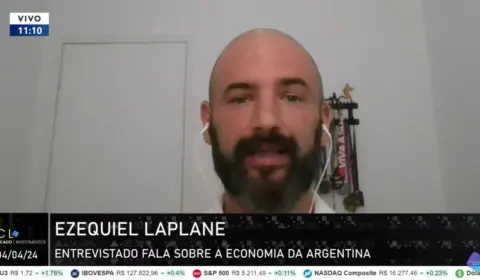 Economista Ezequiel Laplane analisa medidas econômicas de Javier Milei na Argentina: ‘Ultraliberal’