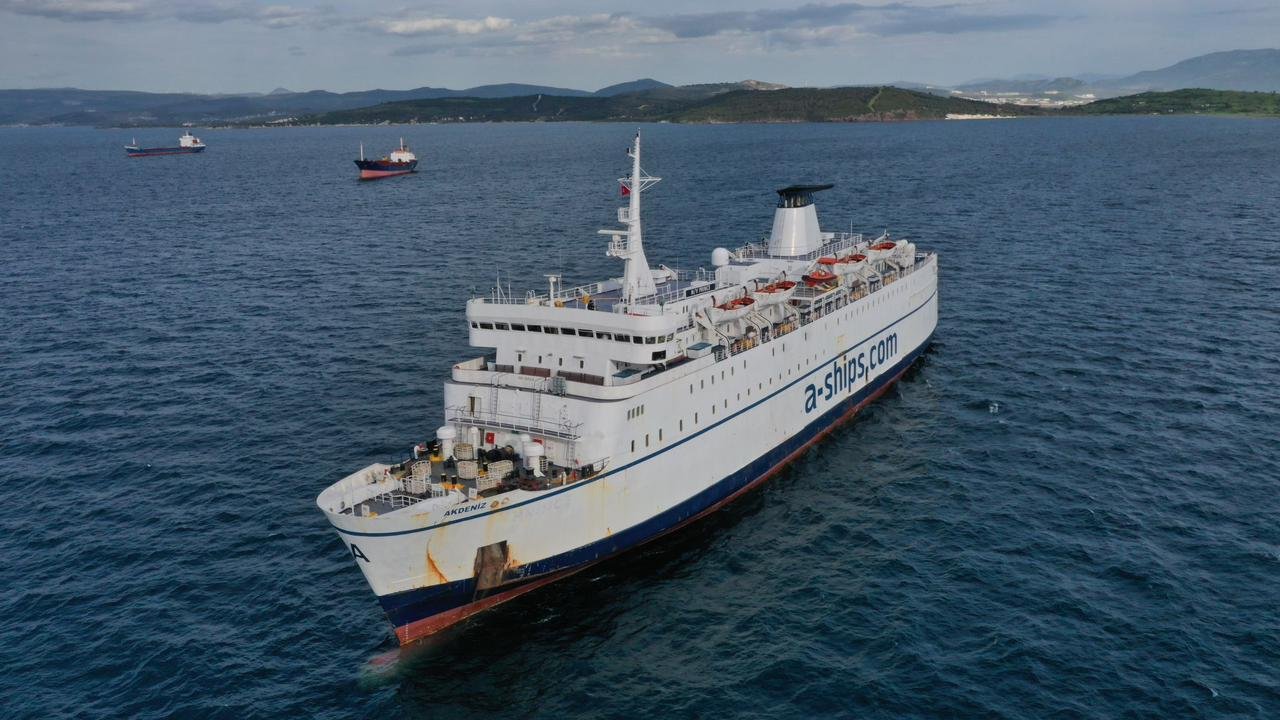 Um navio com 1000 ativistas navegará até Gaza ao lado da embarcação cargueira com alimentos e remédios
