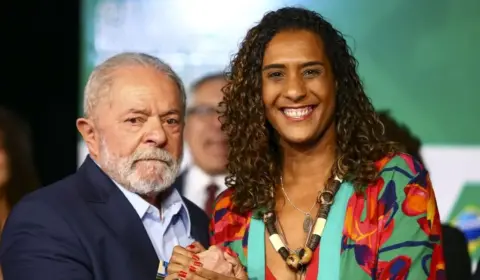 Lula filia Anielle Franco ao PT e diz que ela não será vice de Eduardo Paes