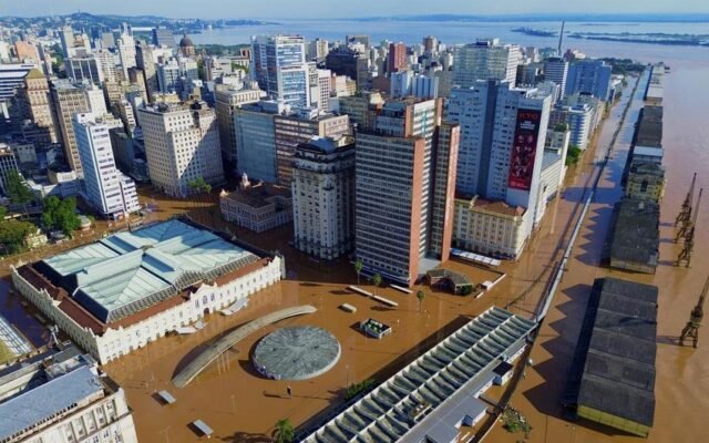 Documento alertou prefeito de Porto Alegre sobre risco de inundação, diz deputado