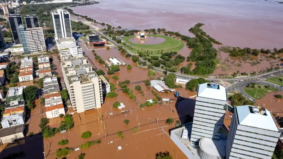Quase 90% das cidades do RS foram atingidas pelas fortes chuvas e enchentes