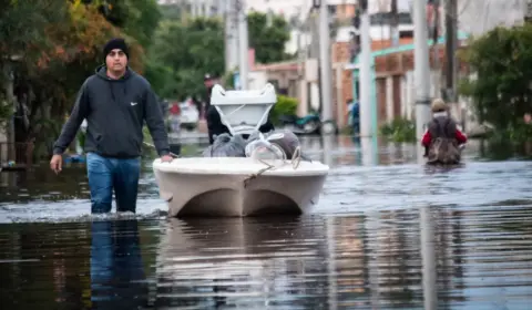 Previsão aponta que lago Guaíba vai demorar 12 dias para ficar abaixo da cota de inundação