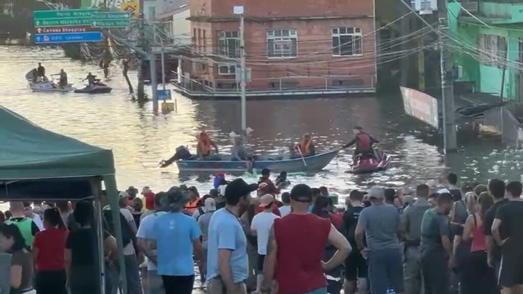 Destruição em Canoas, onde casas ficaram submersas cidade lidera número de pessoas abrigadas no RS. Foto Heloísa Villela ICL Notícias