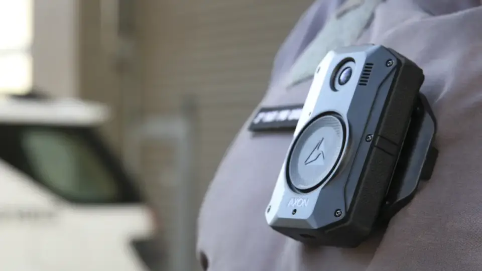 Polícia do RJ não fornece imagens de câmeras nas fardas em 74% dos pedidos