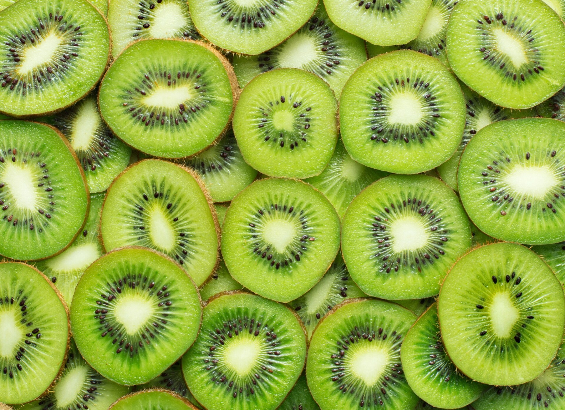 Nativo da China, o kiwi é uma das frutas com mais vitaminas, minerais e compostos vegetais poderosos