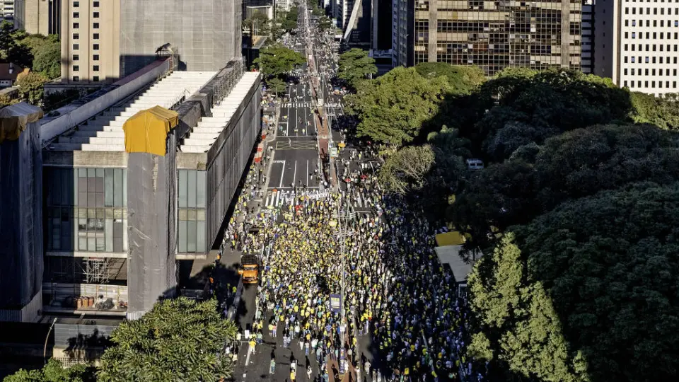 Bolsonaristas fazem ato esvaziado em SP contra ‘ditadura’ e pedem ajuda a Musk