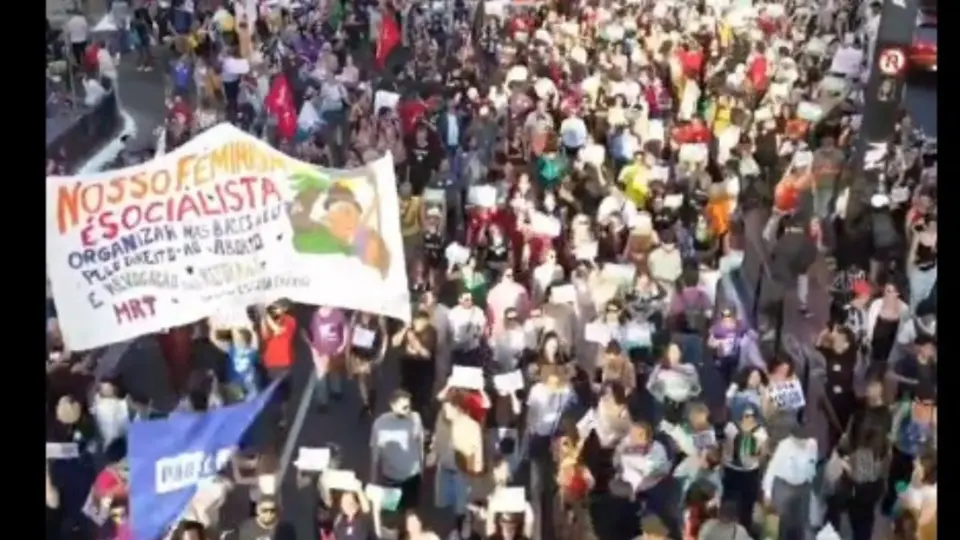 Manifestação em SP contra PL do Estupro tem Arthur Lira como alvo