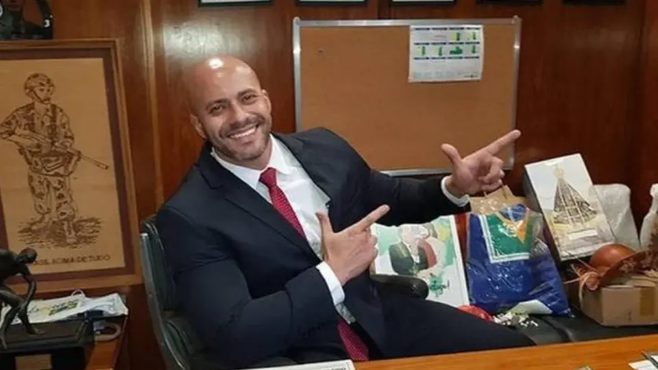 Moraes nega pedido de regime semiaberto para ex-deputado Daniel Silveira