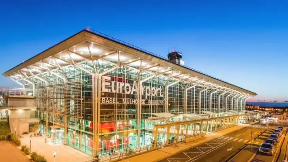 Aeroporto na França é evacuado por ‘razões de segurança’