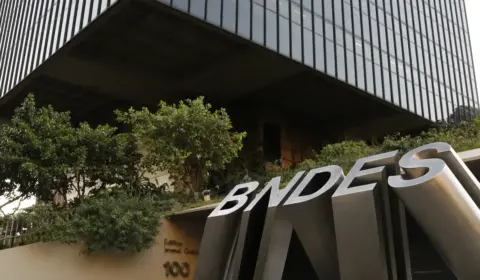 BNDES abre inscrições para concurso com 150 vagas e salários de R$ 20,9 mil