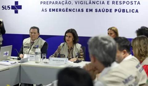 Mpox: Brasil cria centro emergencial e negocia compra de vacinas