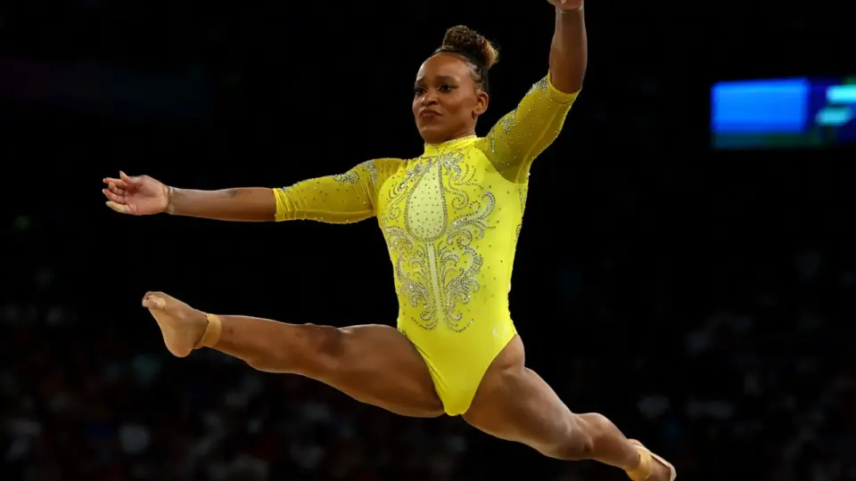 Rebeca Andrade é a primeira brasileira a conquistar quatro medalhas olímpicas