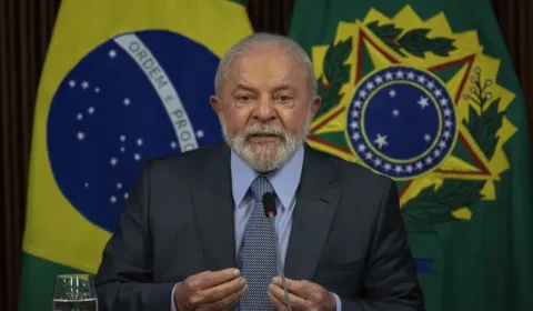 Lula anuncia voo de repatriação de brasileiros no Líbano