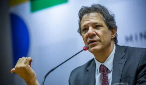 Haddad celebra reoneração da folha: “mais de R$ 200 bilhões”